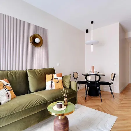Whole House Near The Eiffel Tower Apartmán