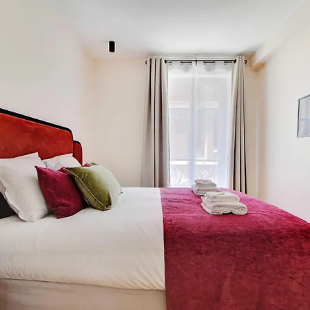 Whole House Near The Eiffel Tower Apartment Paris