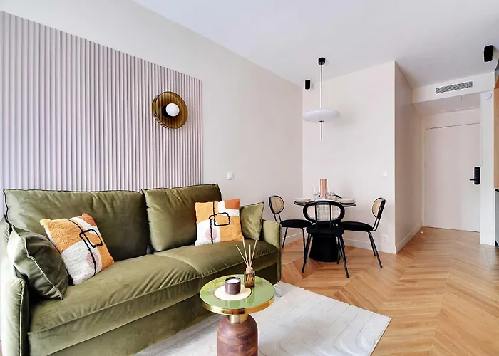 Whole House Near The Eiffel Tower Apartament